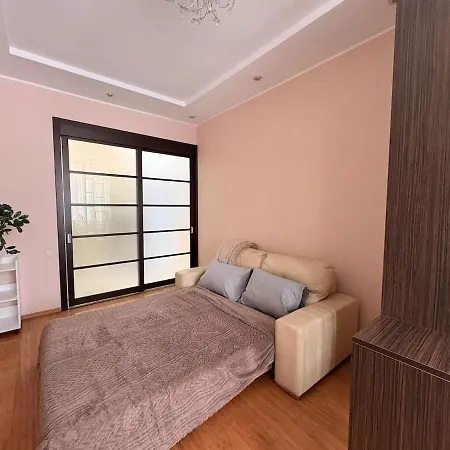 South Palmyra Apartment Odesa